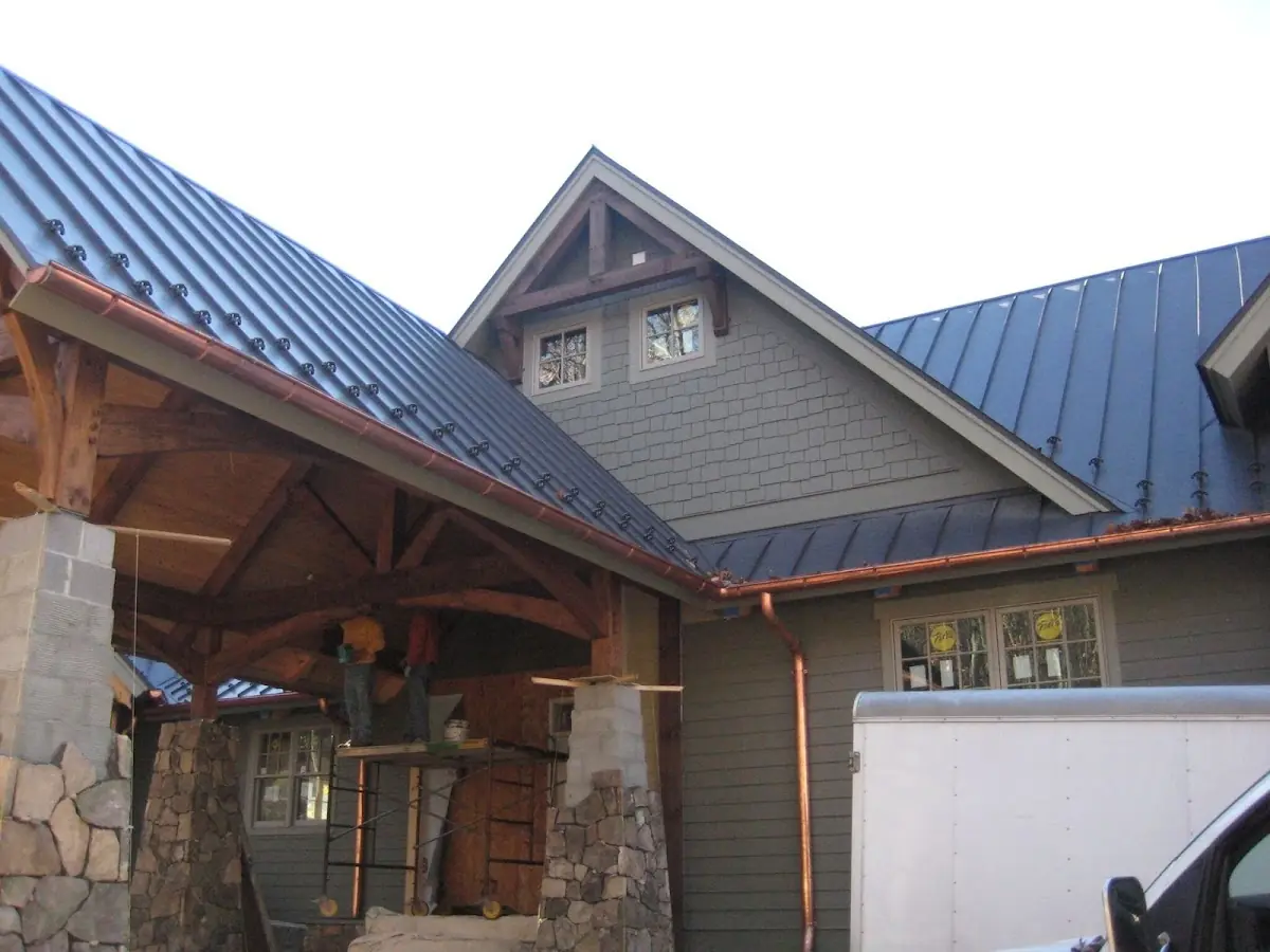 Craftsman Roofing team delivering quality roofing work in Downtown Mulberry
